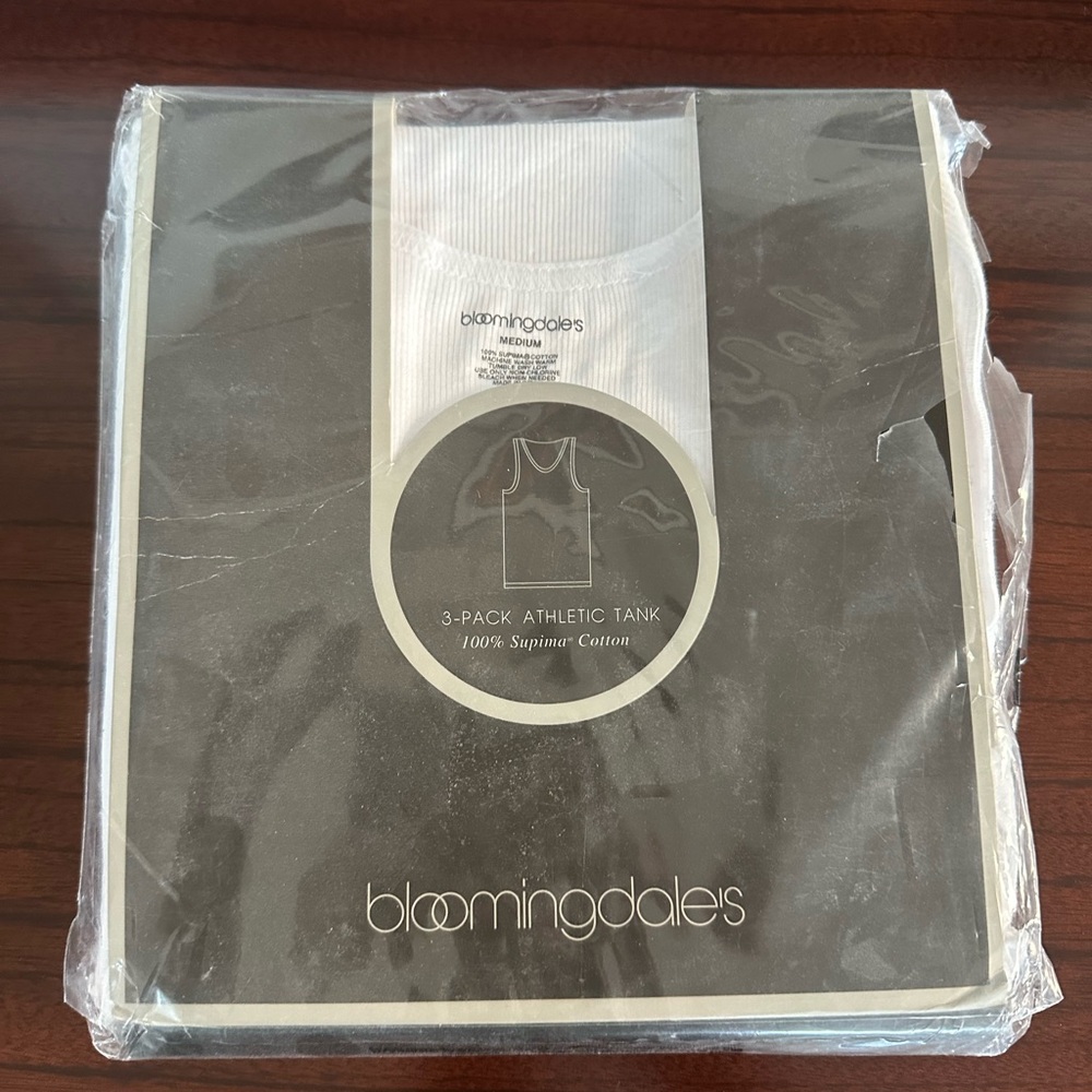 Bloomingdale’s White Undershirt Tank 3-Pack. Size M. NWT.